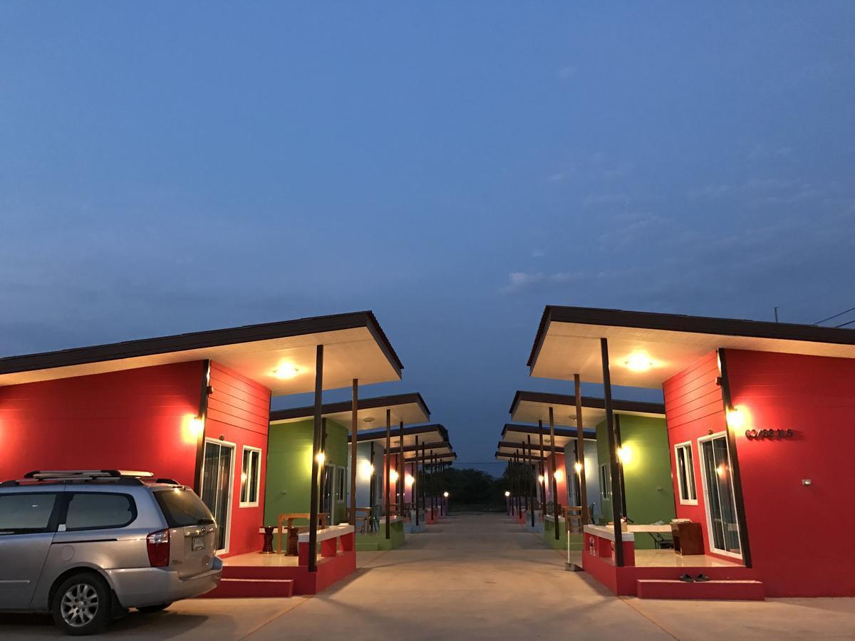 Piarnsri Resort Ban Chak Lao Екстериор снимка